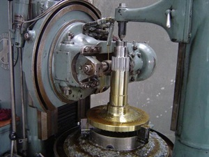 H 601 ÇOK AMAÇLI DİŞ AÇMA KESME YAĞI